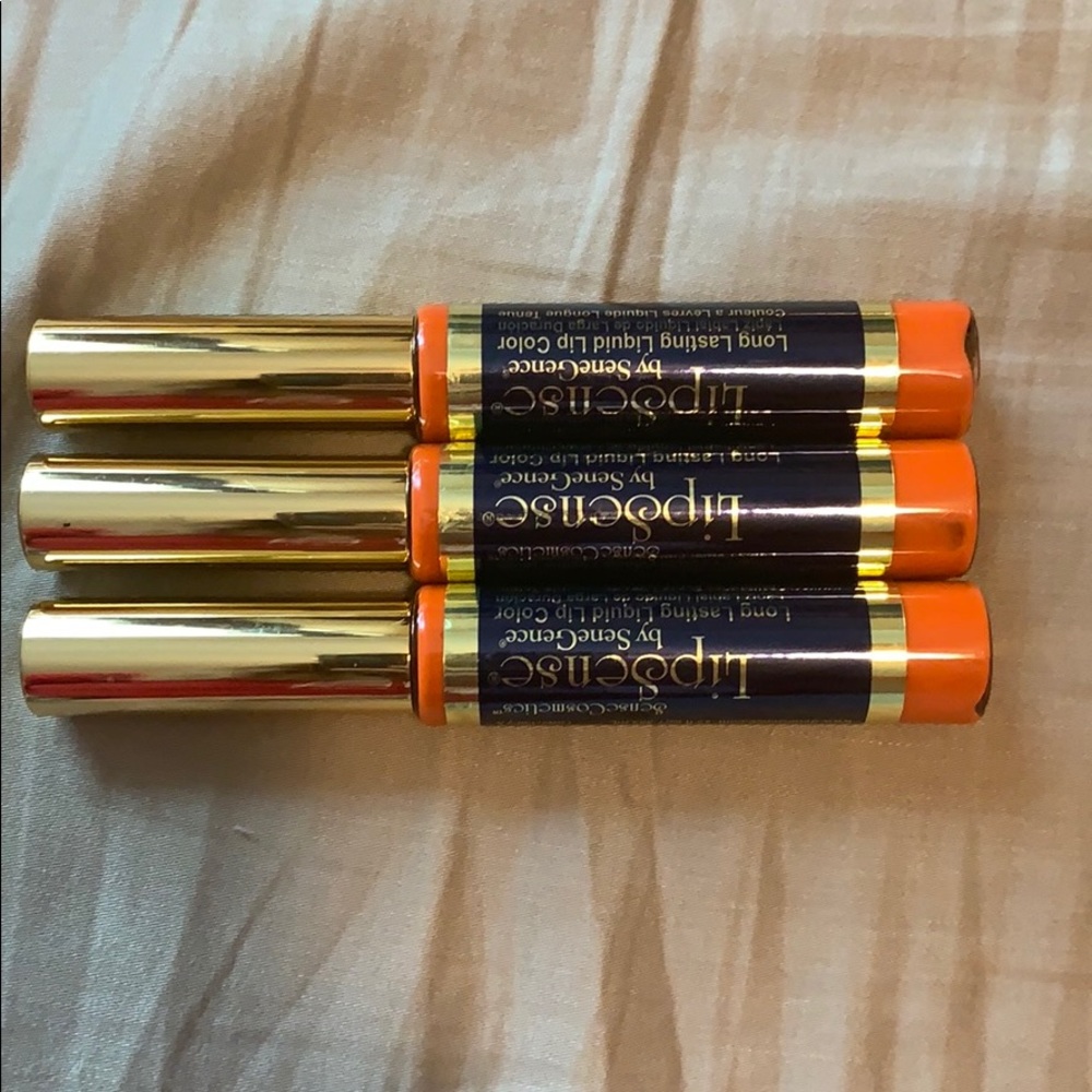 She’s apples lipsense